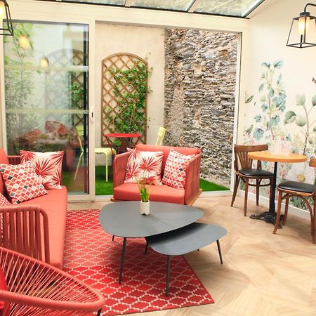 Logis Hotels- Hotel Marguerite D'Anjou Angers Chateau ภายนอก รูปภาพ
